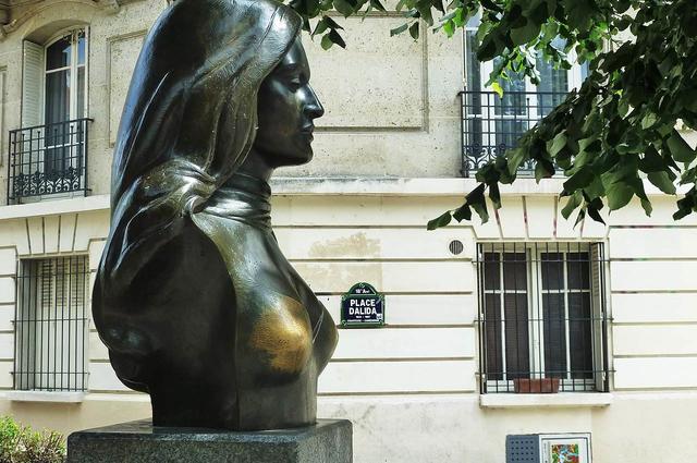 The monument to Dalida