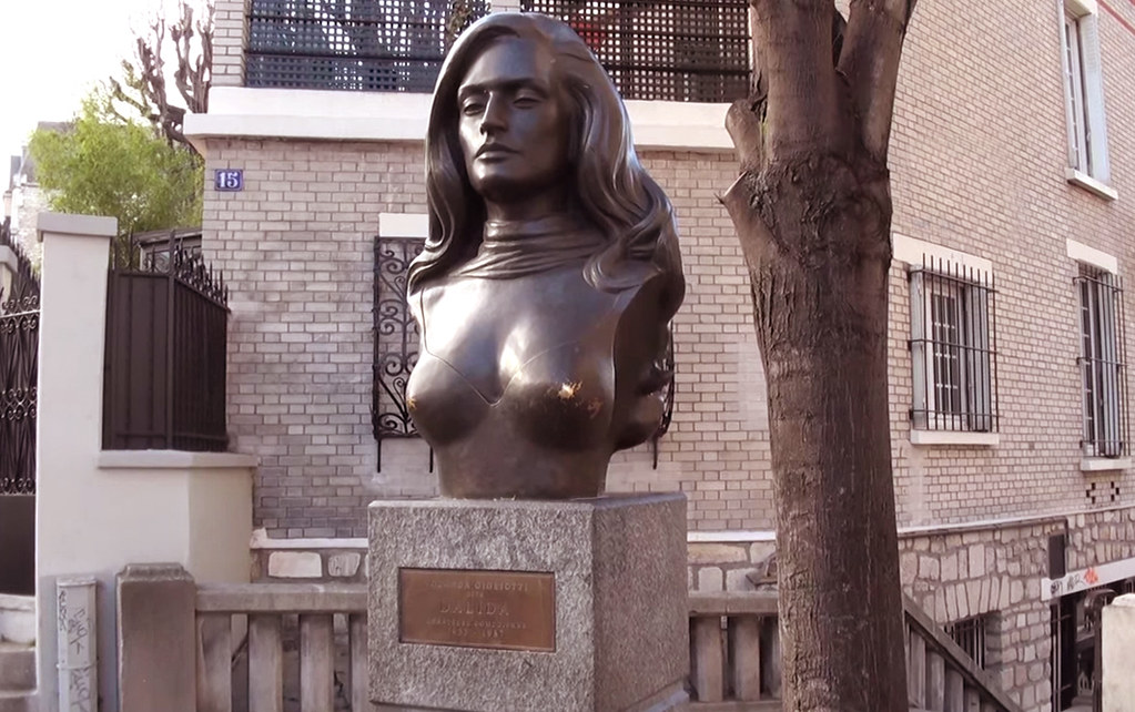 Dalida Monument