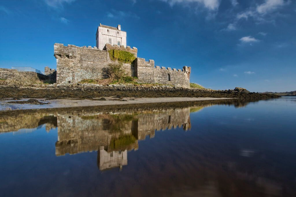 Doe Castle