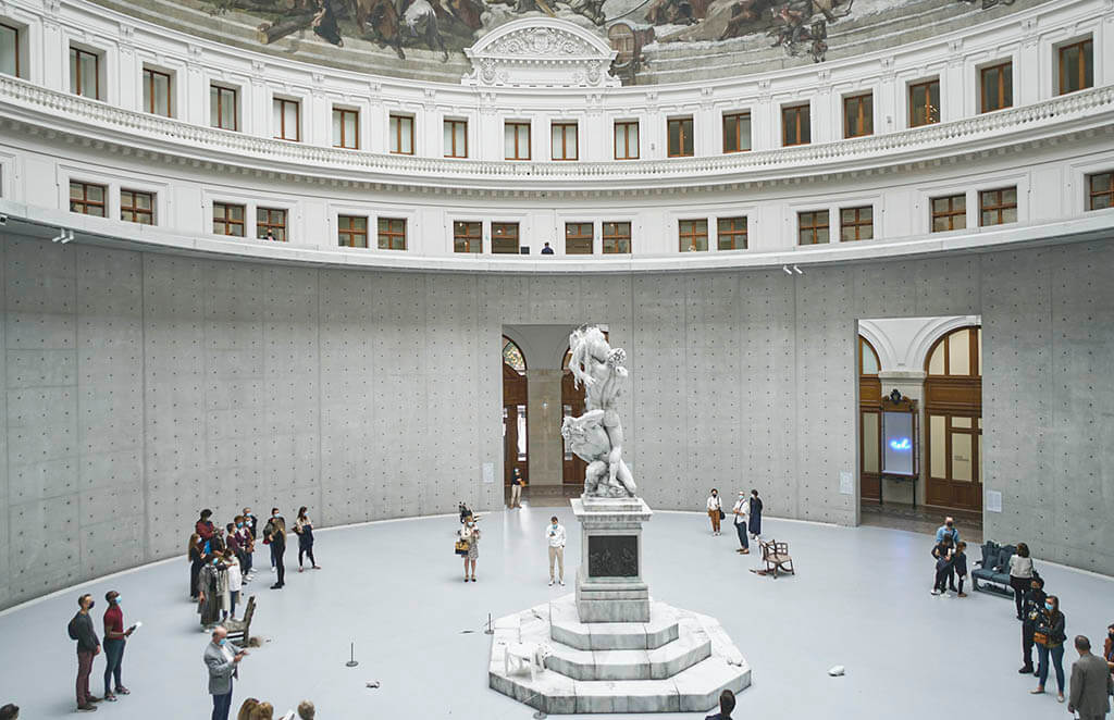 Bourse de Commerce interior