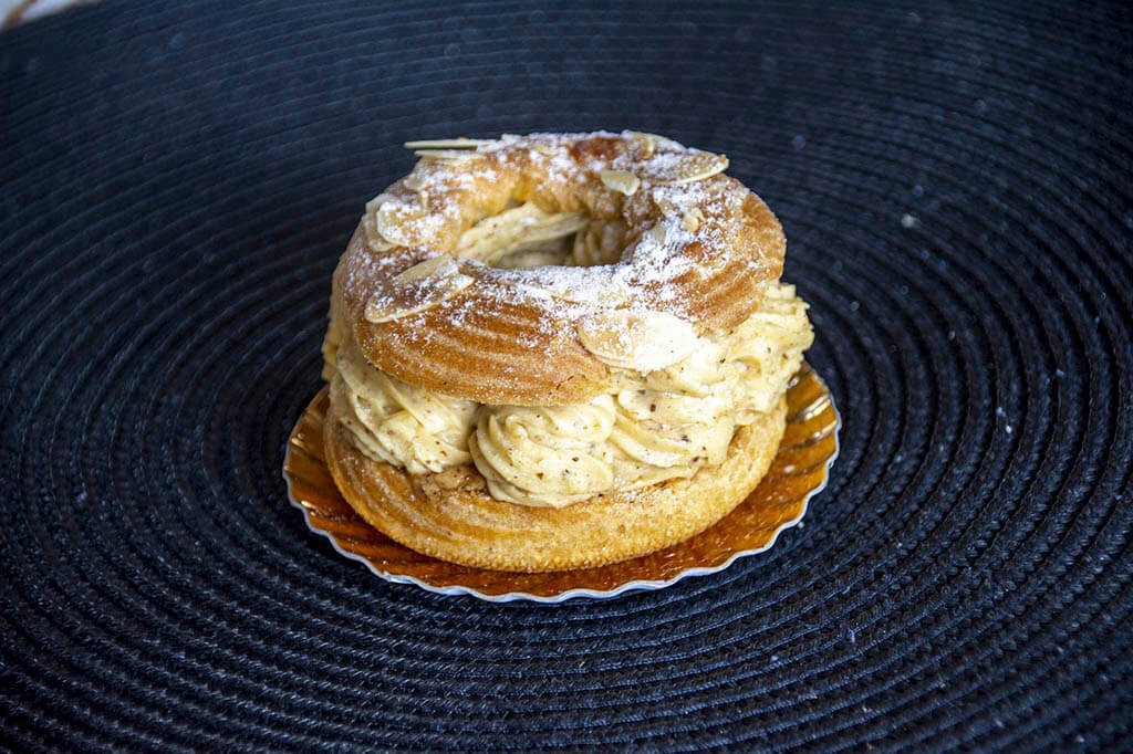 Famous french desserts: Paris-Brest