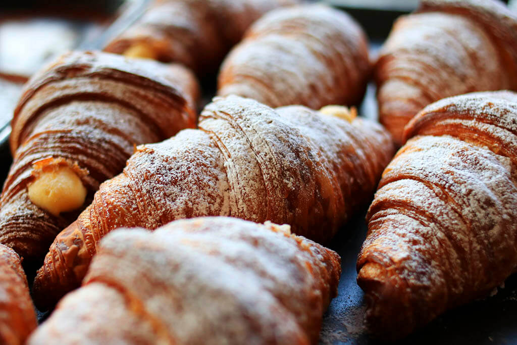 Famous french desserts: Croissant