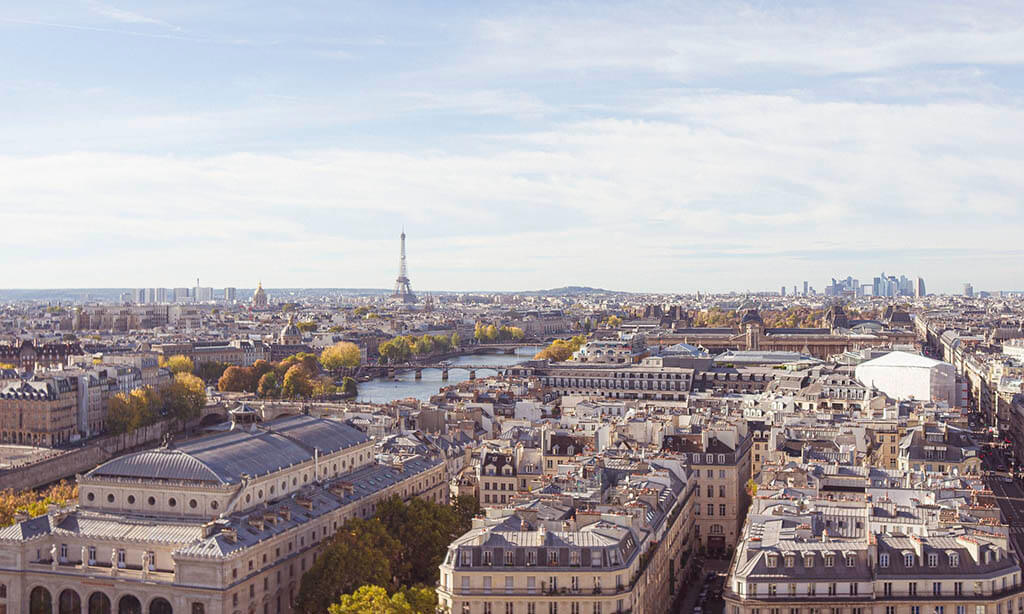 Climbing the Saint-Jacques tower in Paris