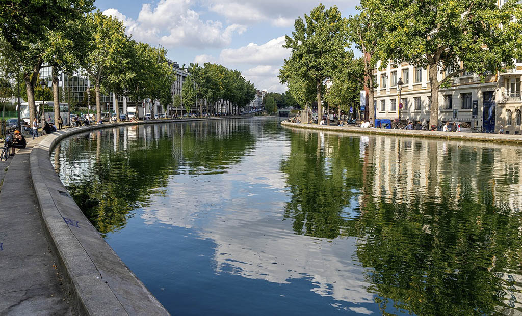 Cruising on the Canal Saint-Martin in Paris