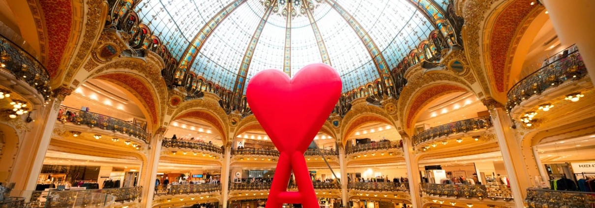 Paris Christmas window displays