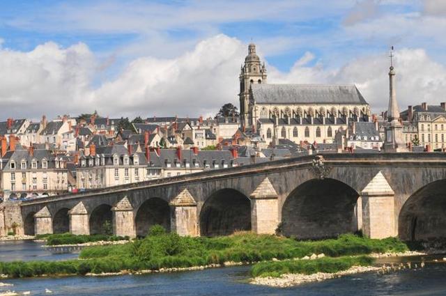 Blois