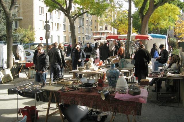Flea market Porte de Vanves