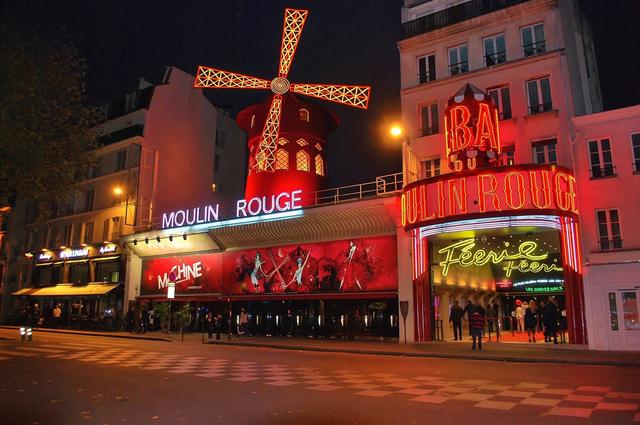 Moulin Rouge Moulin Rouge