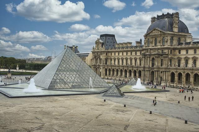 Louvre