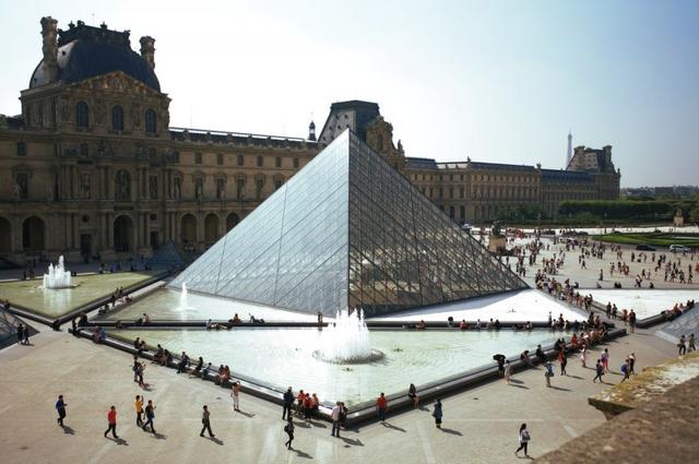 Louvre