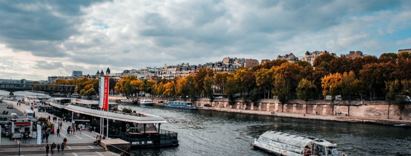 Boat tours on the Seine in Paris