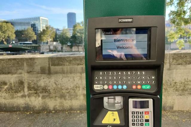 Street parking in Paris