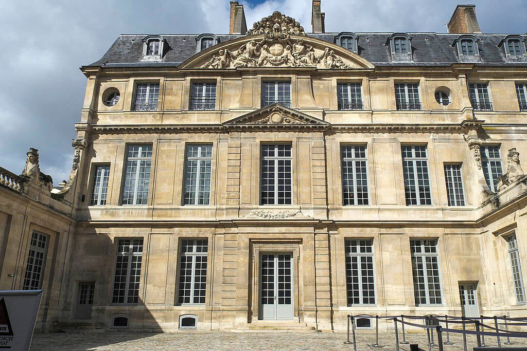 Walking in the Marais: Picasso museum