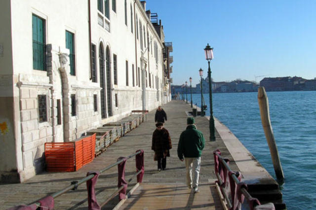 Photo: Grigio60 / public domain The Zattere Promenade